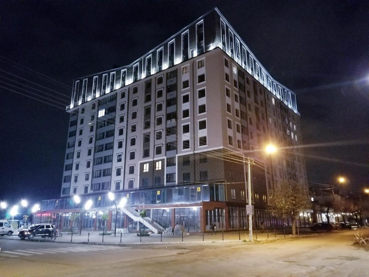 Premium Apartment On Belvedere Ivano-Frankivsk Exterior foto