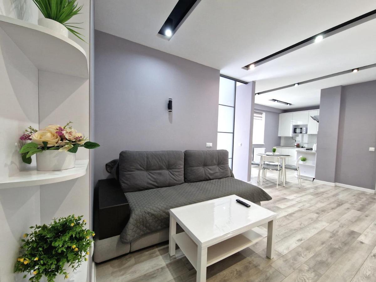 Premium Apartment On Belvedere Ivano-Frankivsk Exterior foto